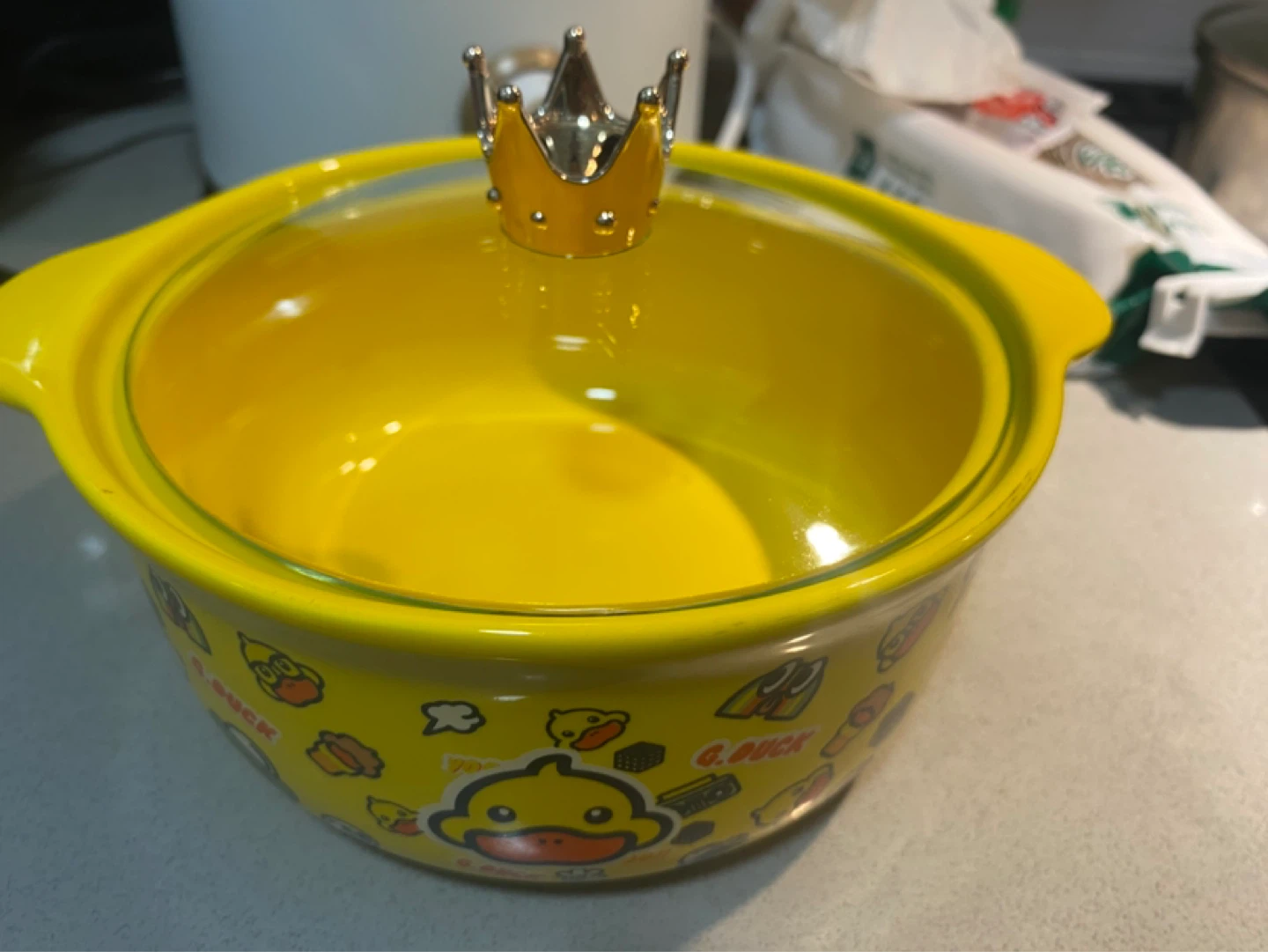 Ramen noodle pot