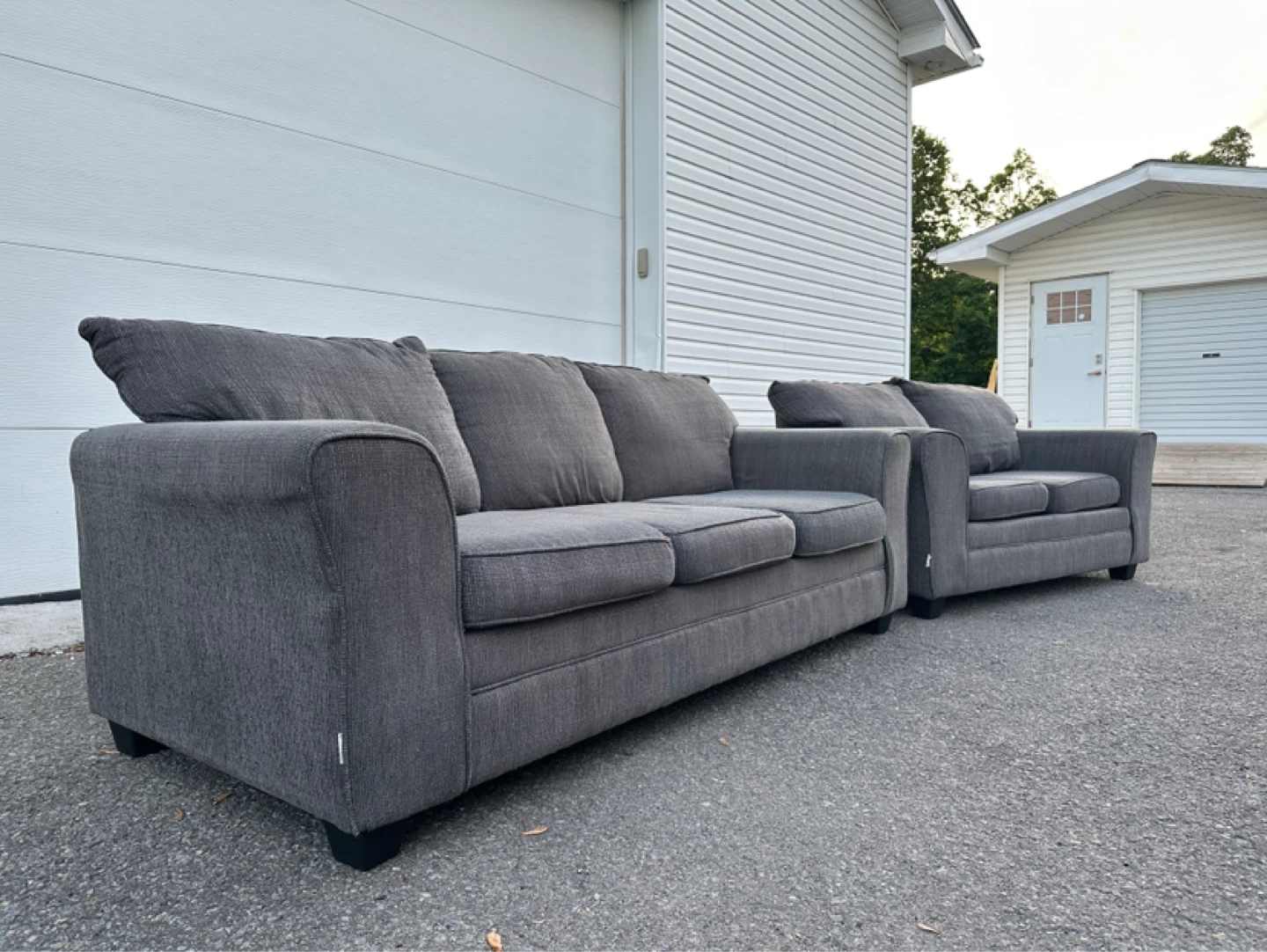 Leon’s Modern Grey Sofa & Loveseat (CAN DELIVER)