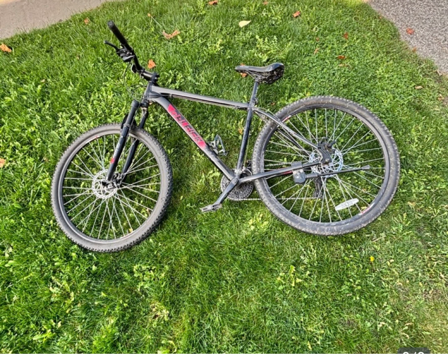 Raleigh Trailblazer Mountain Bike 29’ - photo 4