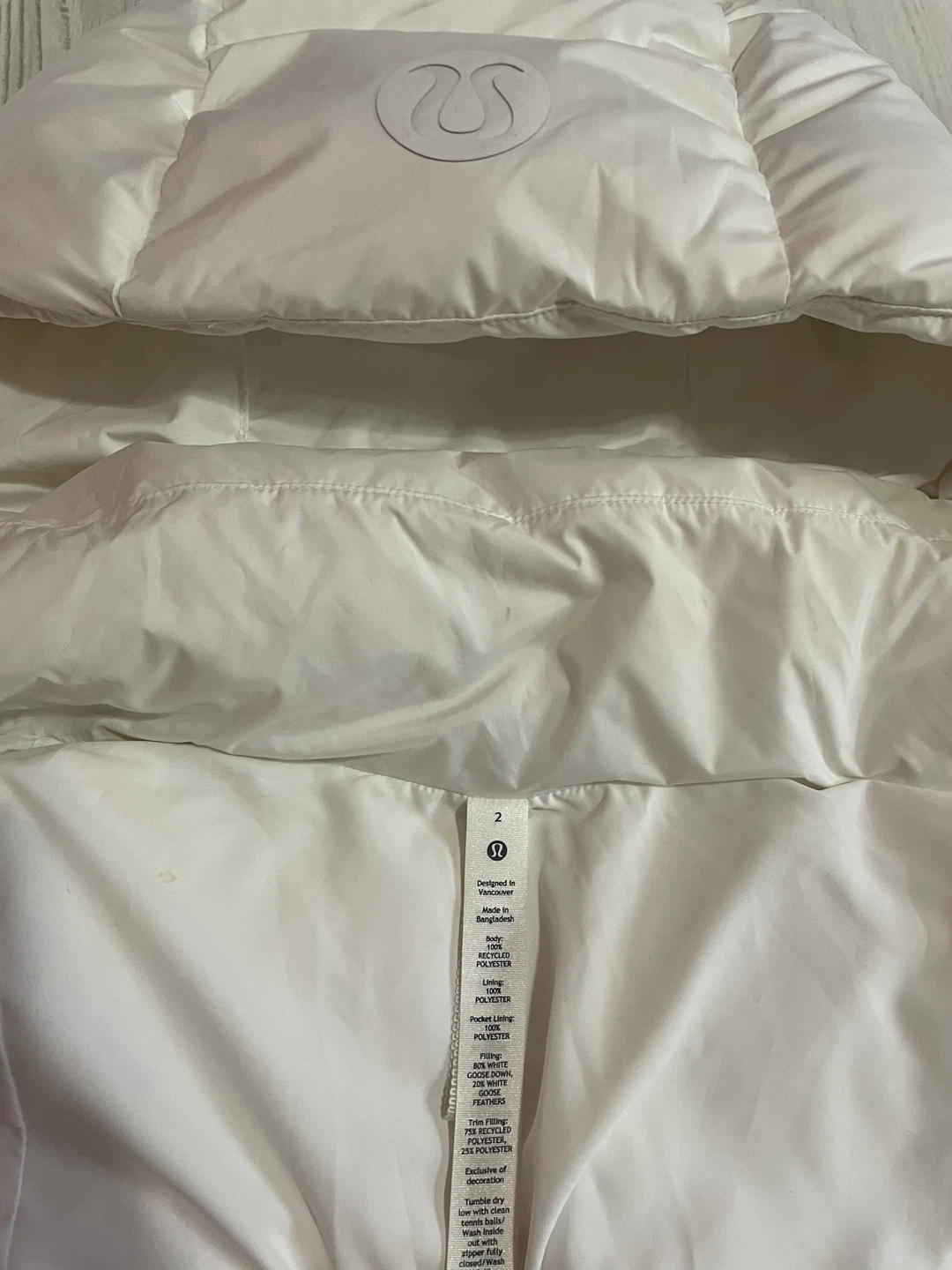 Lululemon Down Puffer Vest Size 2 White - photo 2