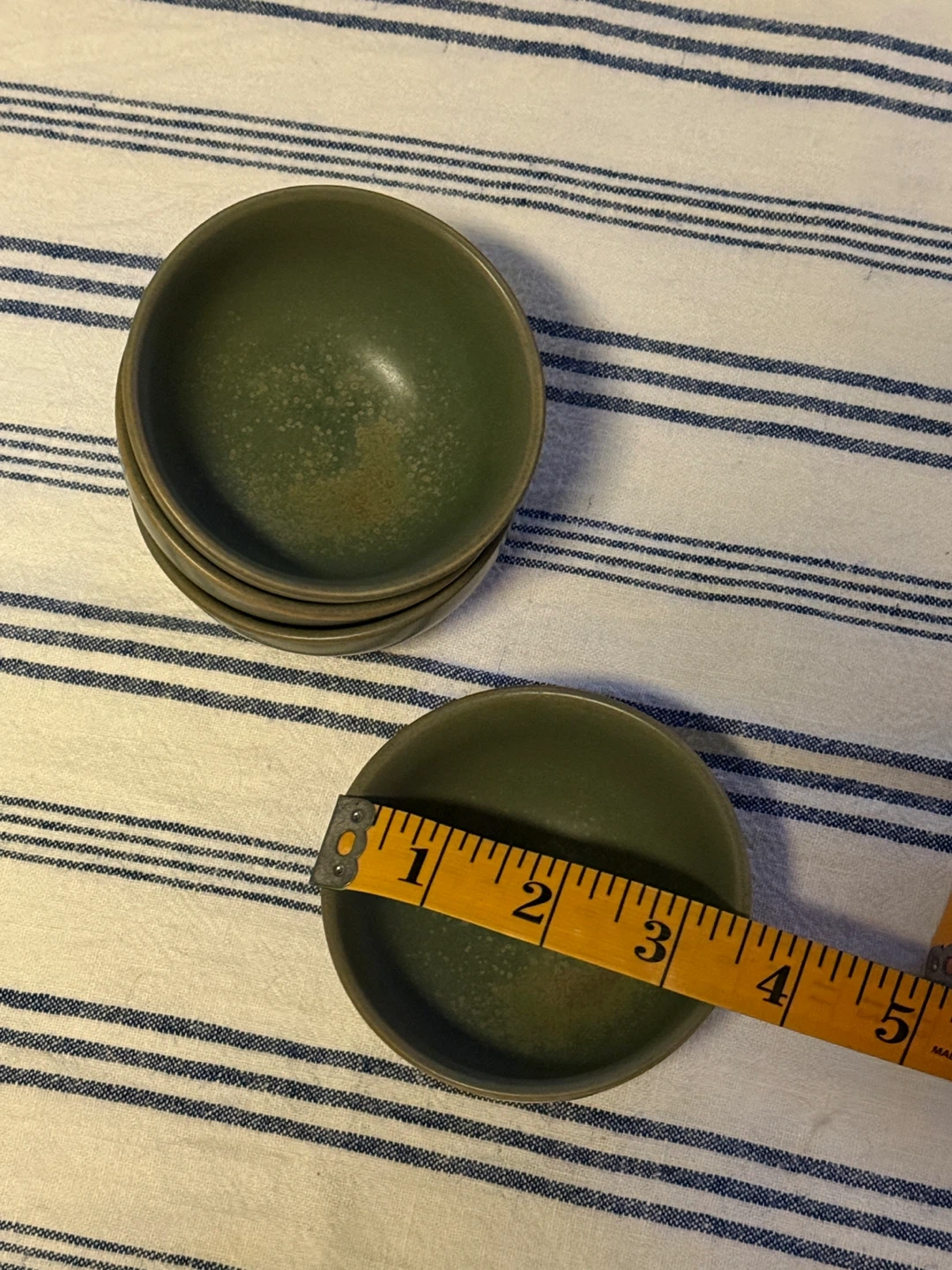 Set of plates and bowls - photo 5