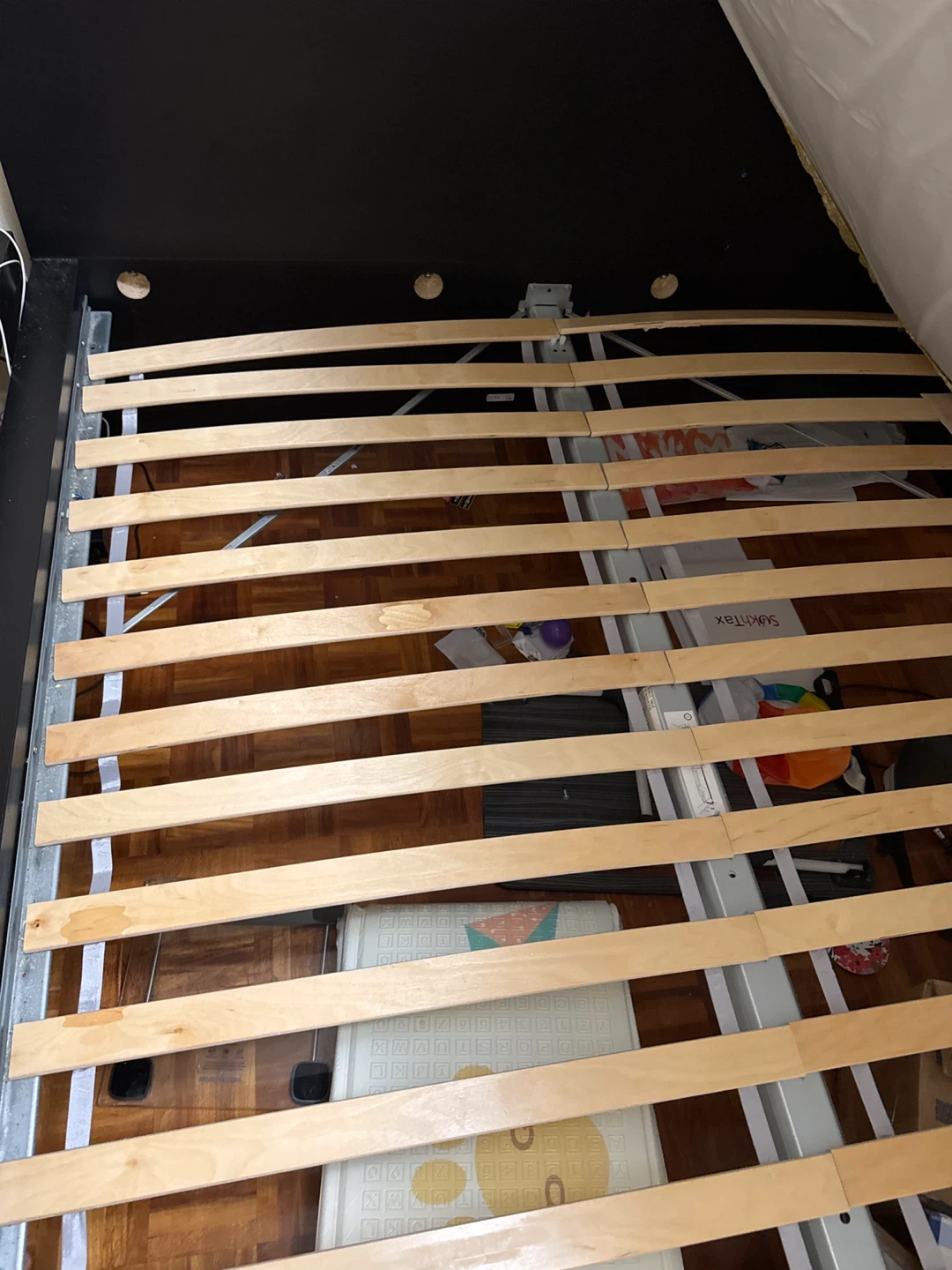 Ikea Queen Bed Frame with Headboard - Malm - photo 4