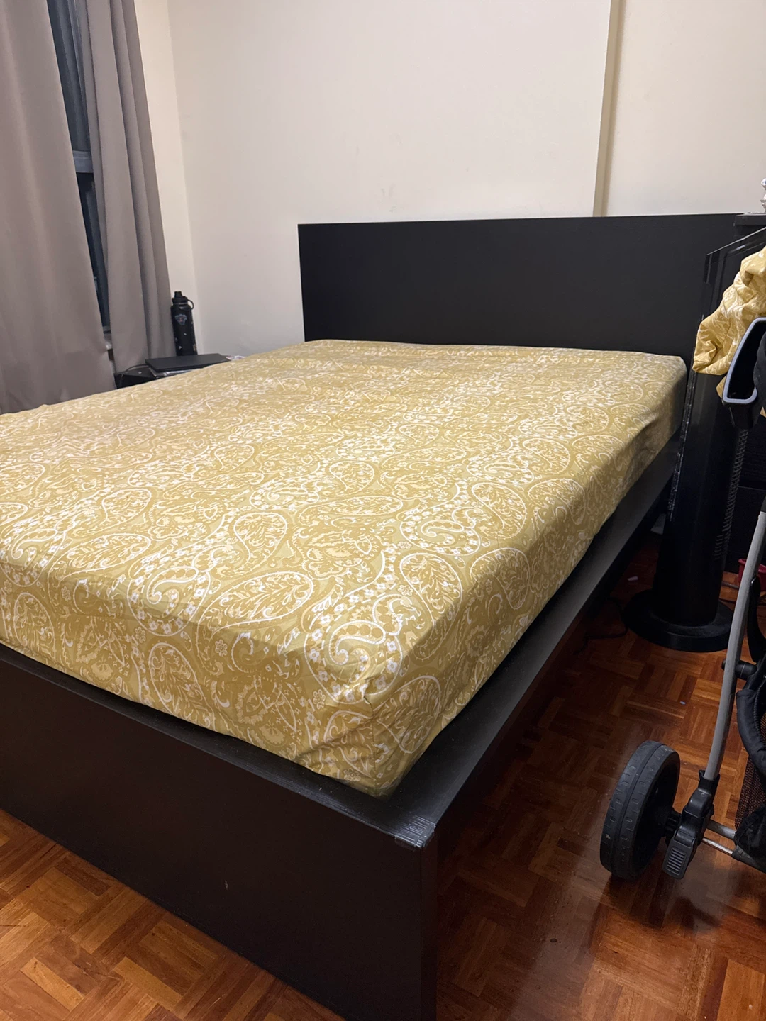 Ikea Queen Bed Frame with Headboard - Malm - photo 3