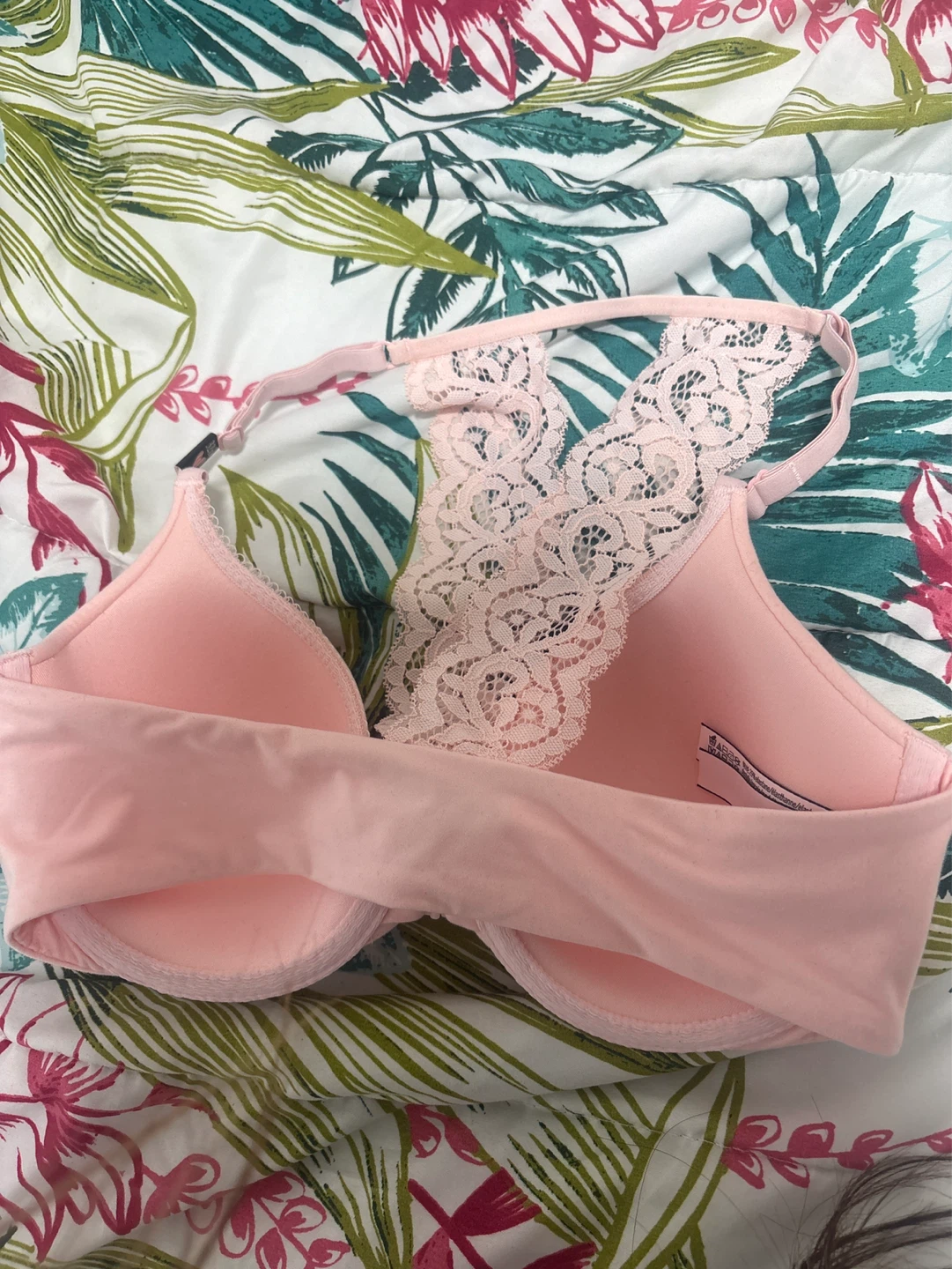Pink Lace Back Bra size 32 d - photo 2