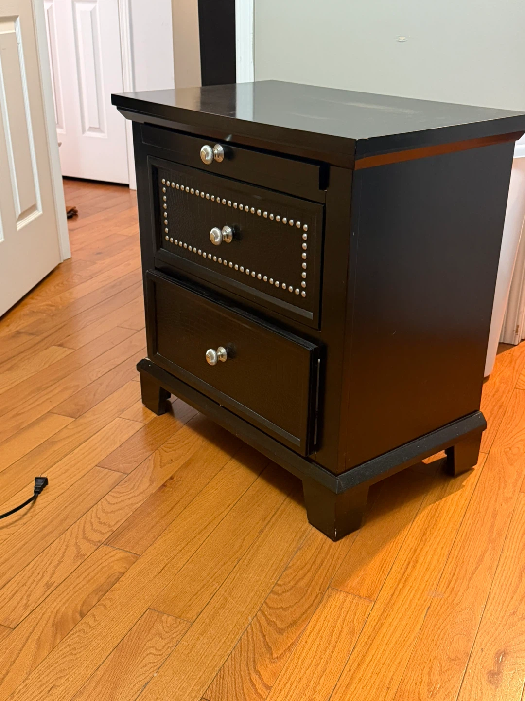 Dresser 6 drawers with mirror and night table - photo 4
