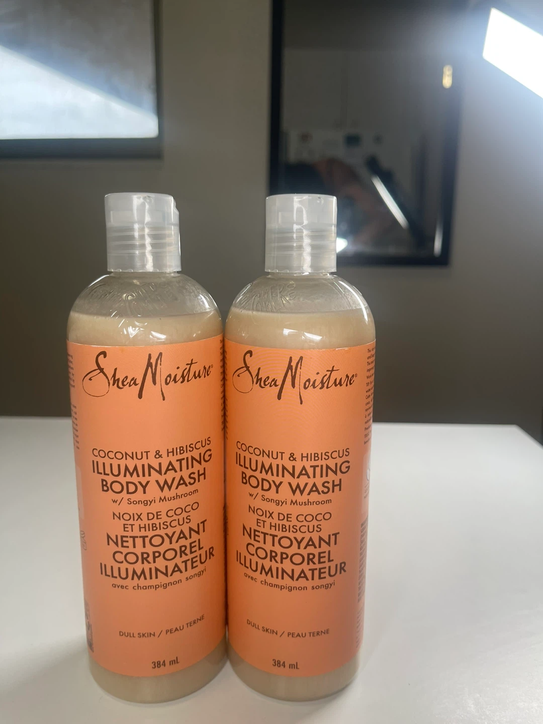 Shea Moisture Coconut & Hibiscus Illuminating Body Wash - photo 3