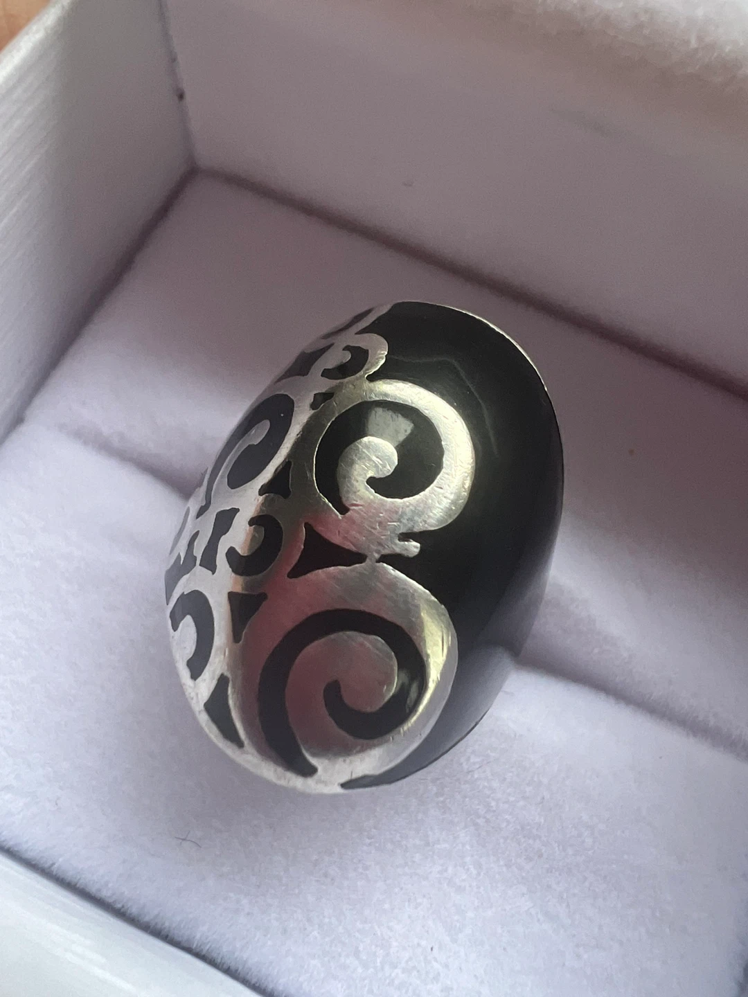 925 Silver and Black Swirl Ring