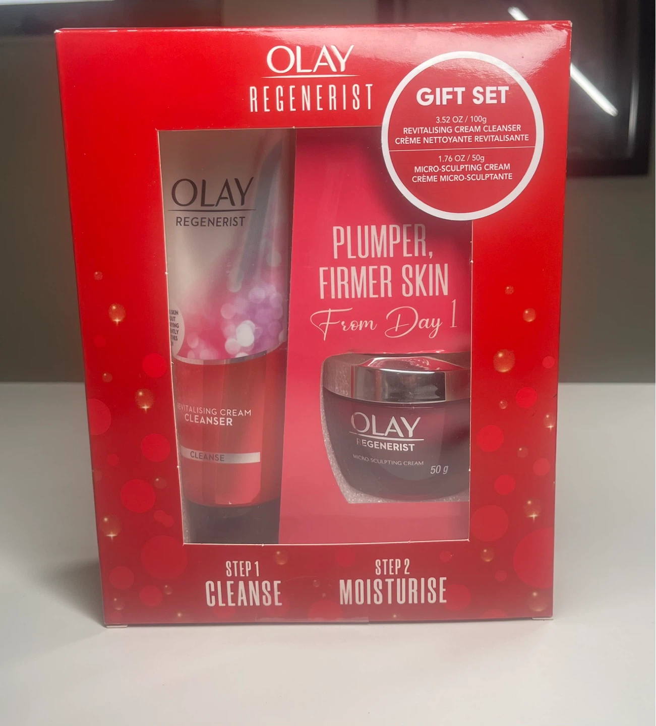Olay Regenerist Cleanser & Moisturizer Gift Set - photo 2