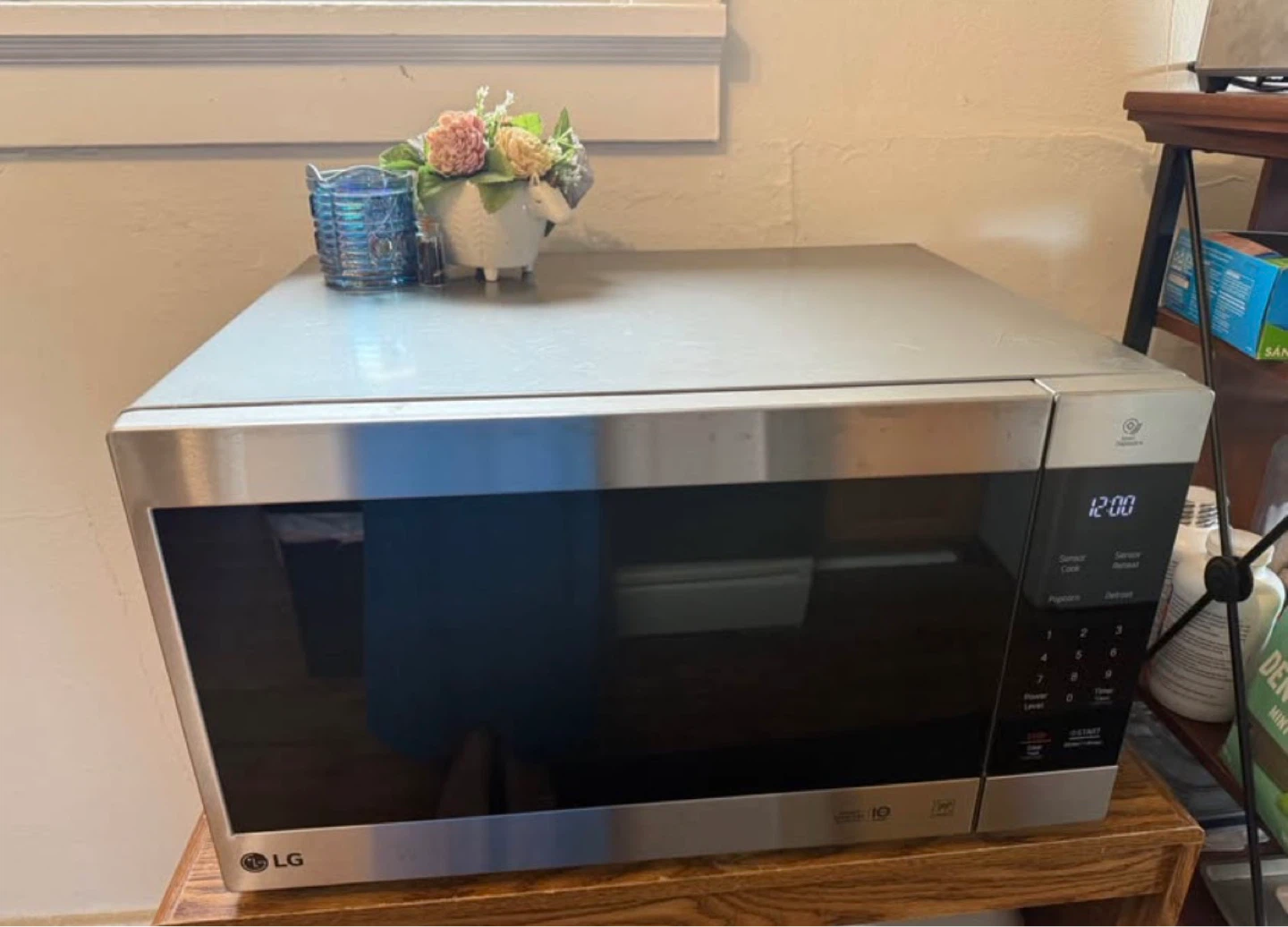 LG Microwave