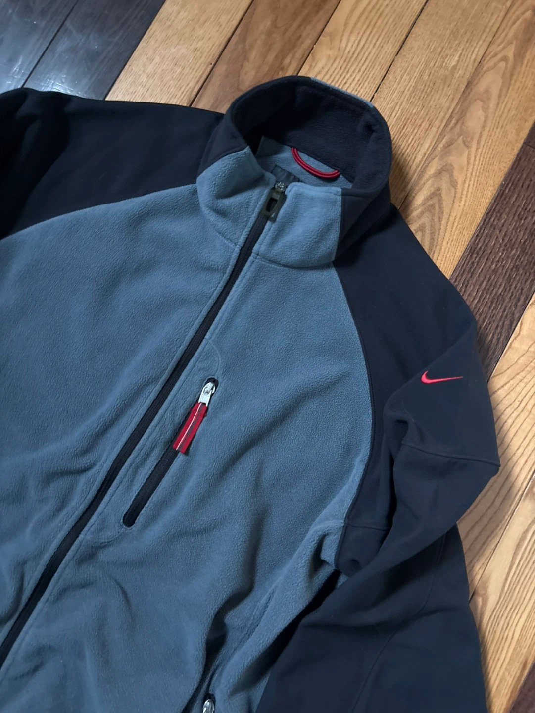 Vintage Y2K Nike fleece zip mini swoosh XL air acg jordan