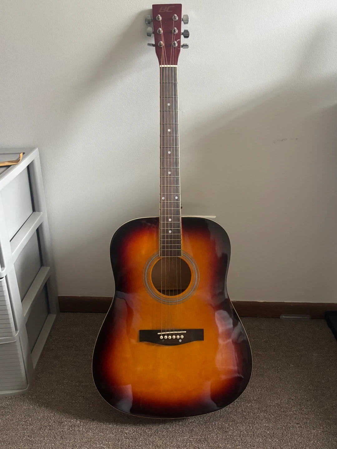 Acoustic Guitar - photo 2