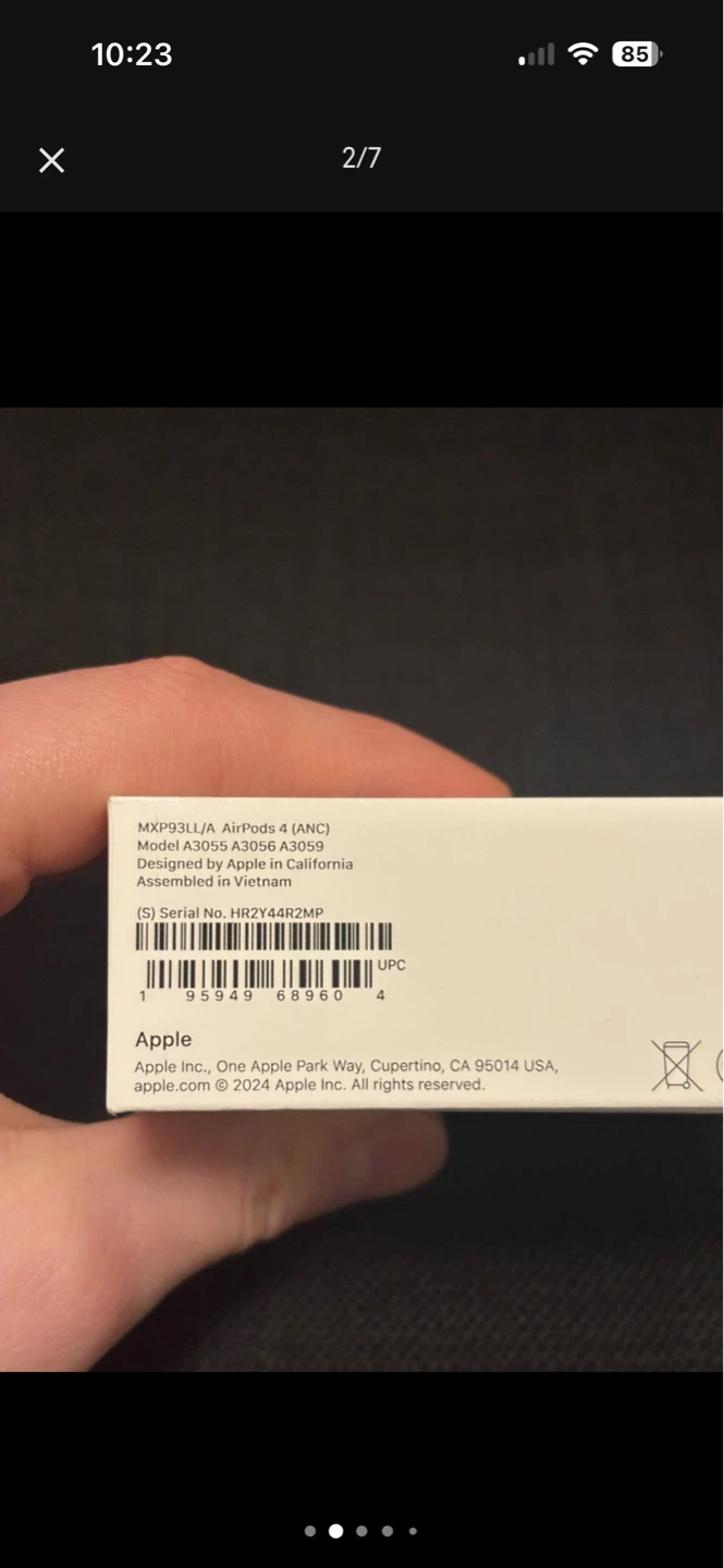 Apple AirPods 4 (ANC) - photo 2