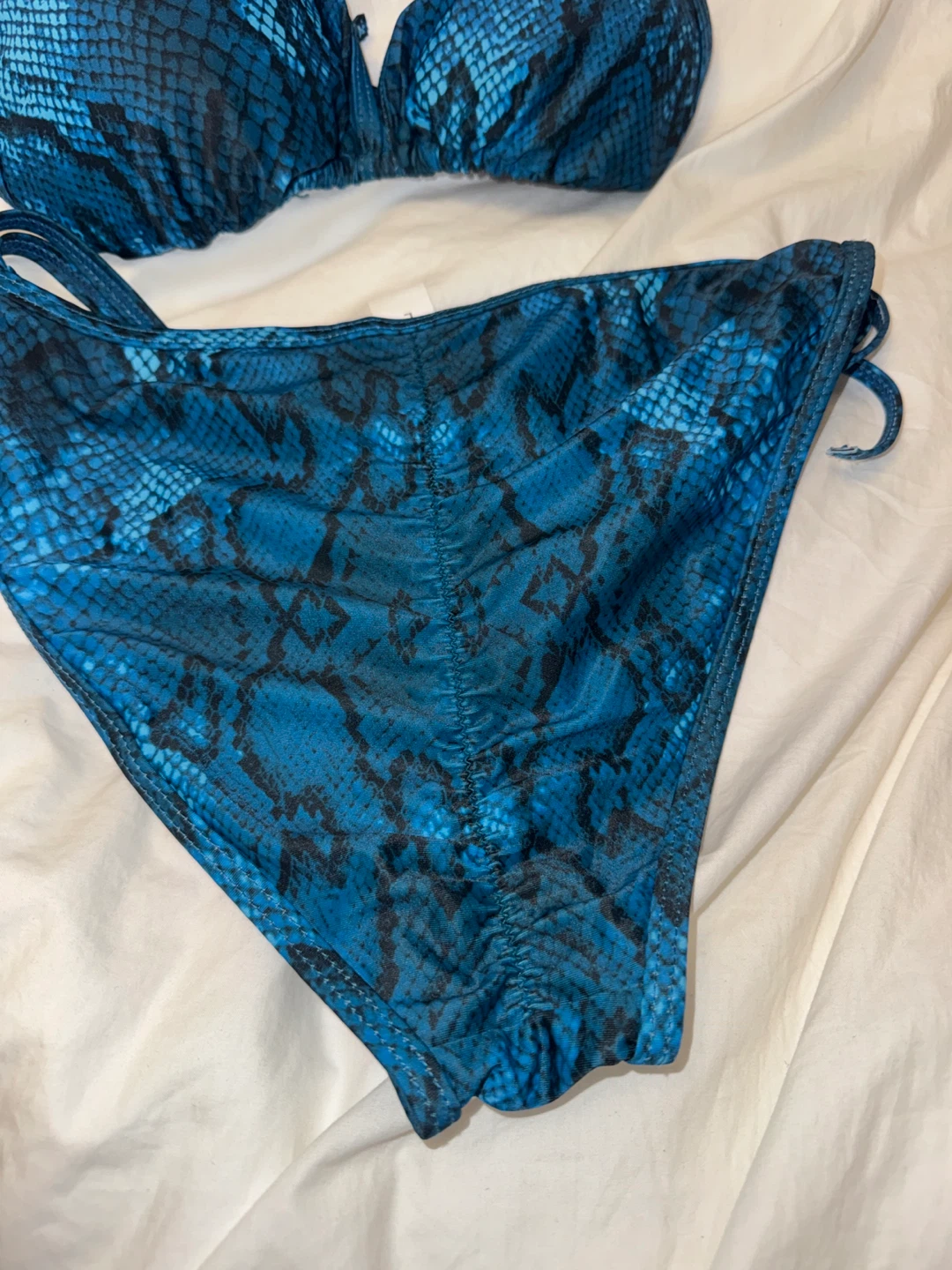 Blue Snake Print String Bikini - photo 4