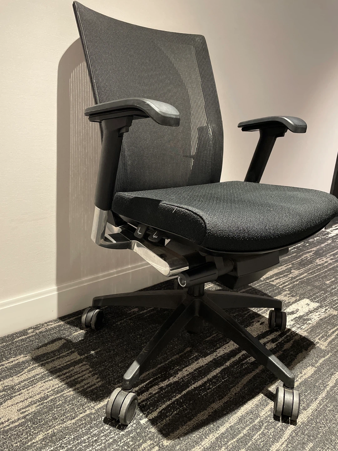 Global G20 Ergonomic Office Chair - photo 3