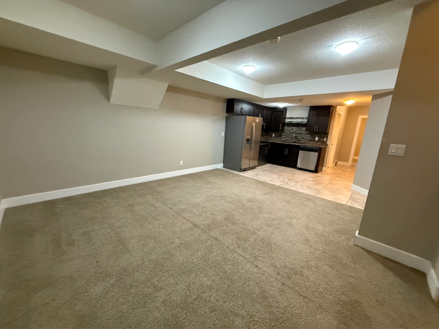Basement for rent - photo 3