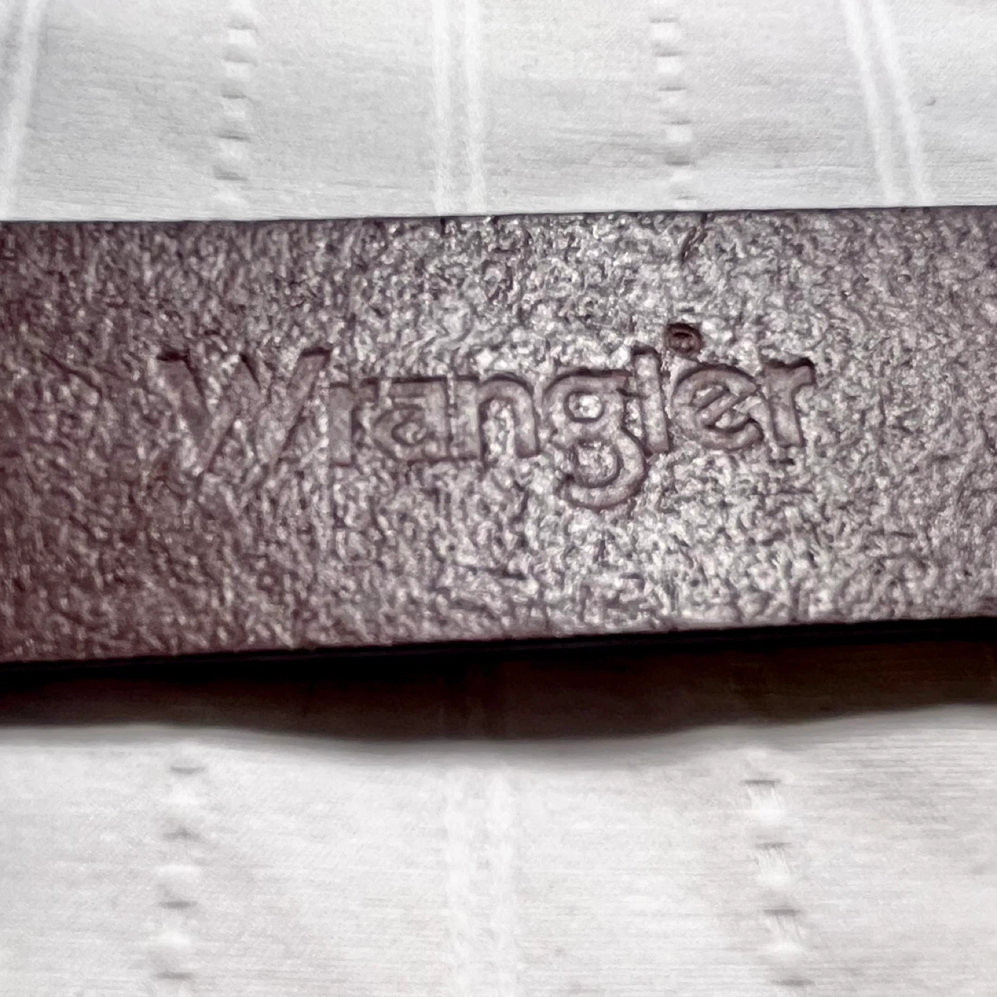 XL Men’s Stampede bundle: 3 shirts and a tooled leather belt - photo 5