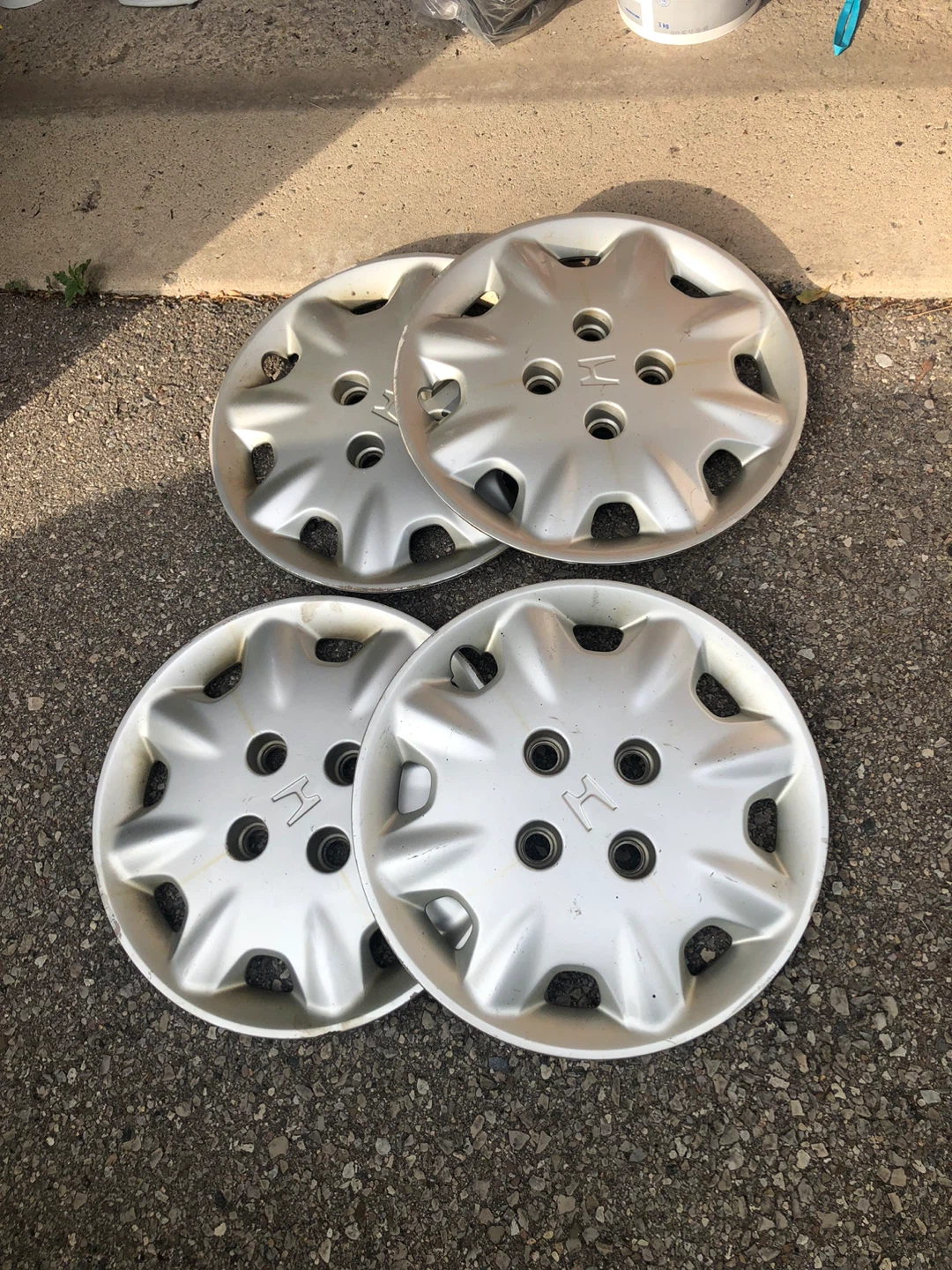 Honda tire caps