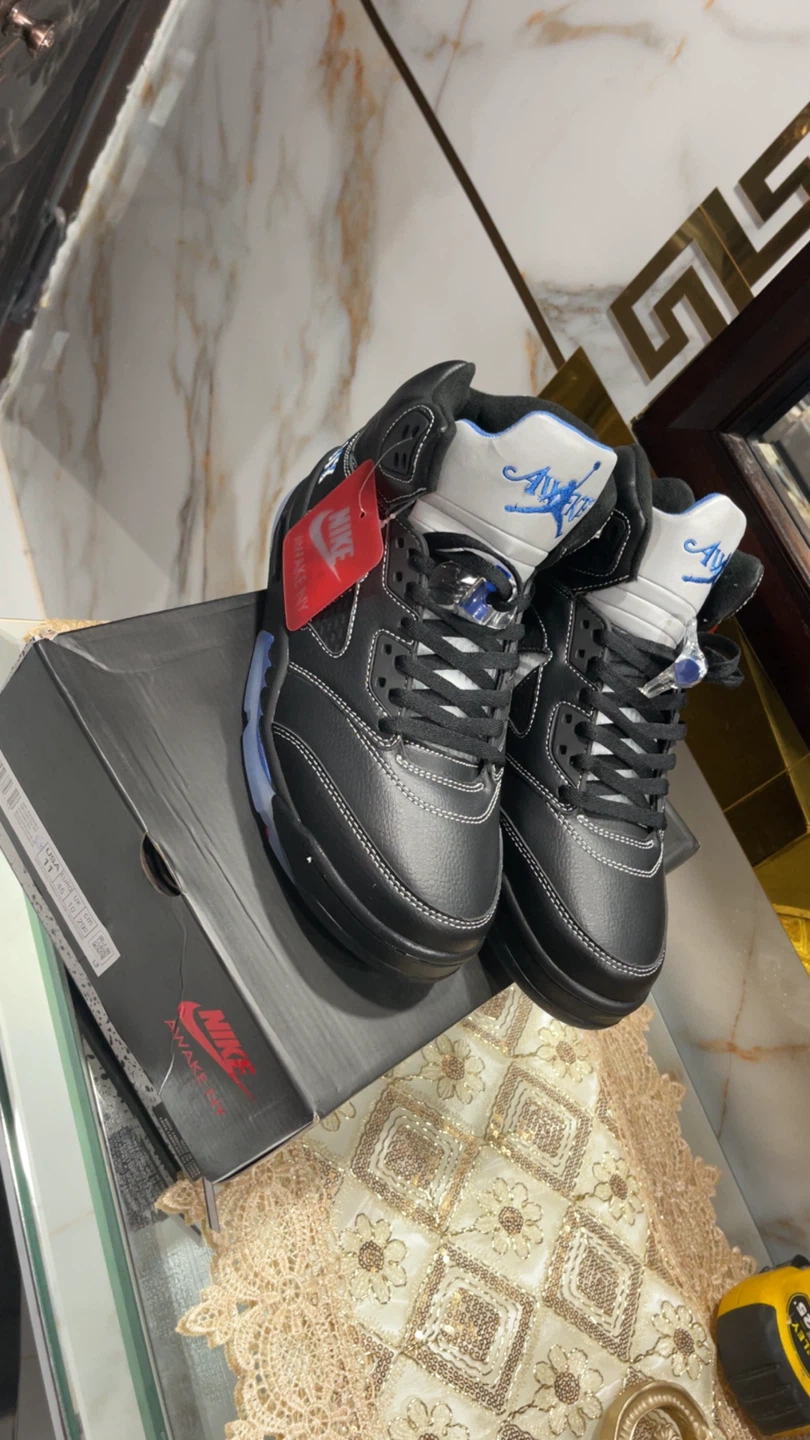 🔥👟 AWAKE NY x AIR JORDAN 5 “BLACK RACER BLUE” 👟🔥 - photo 4