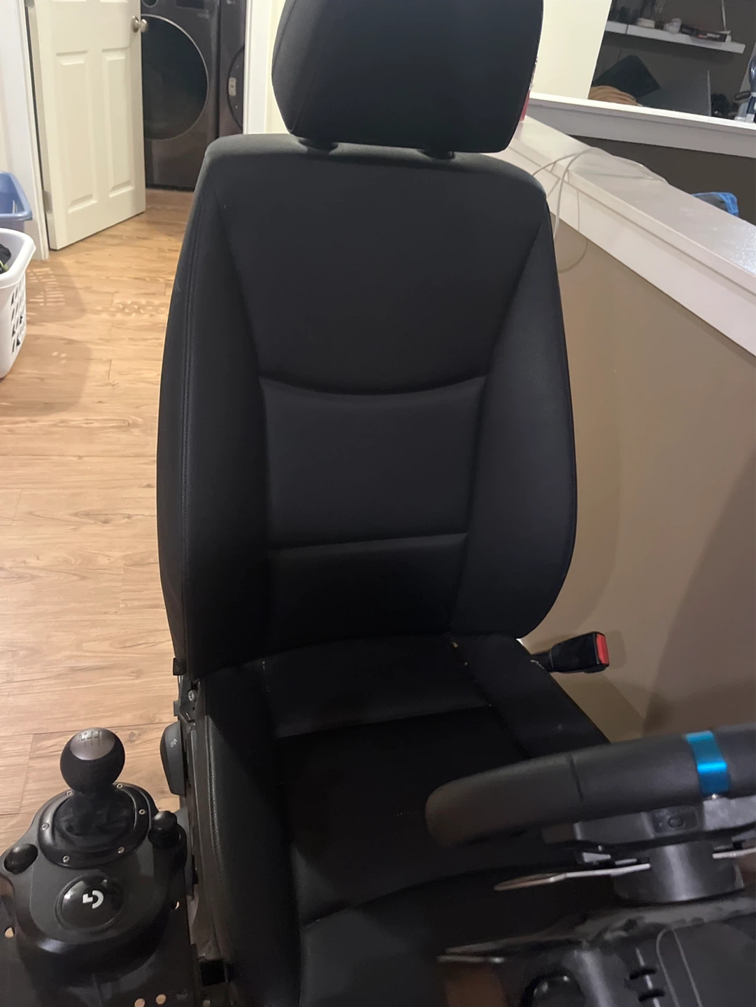 Logitech G Gaming Wheel and Racing Seat - photo 5