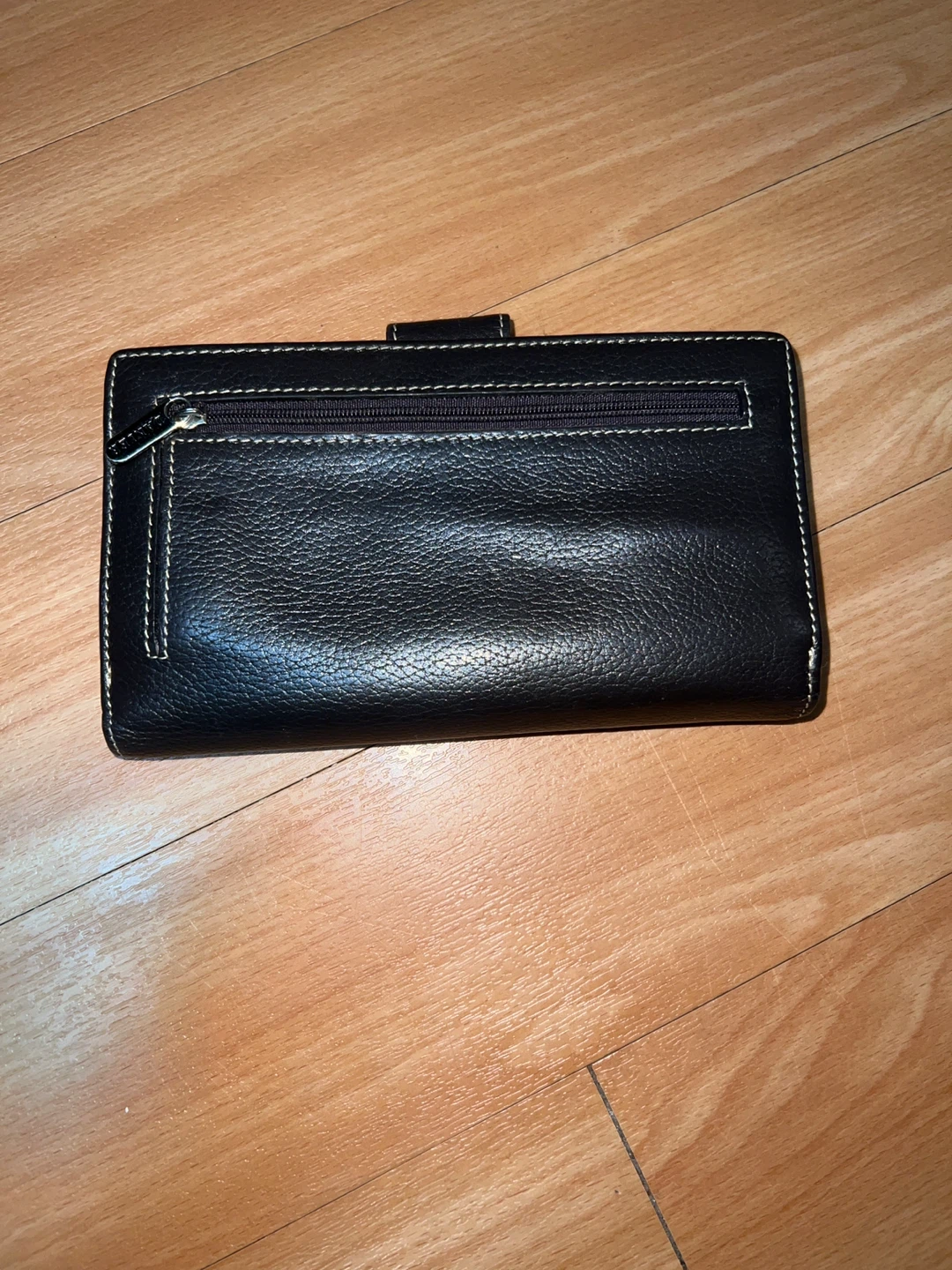 Danier chocolate brown Leather Wallet - photo 2