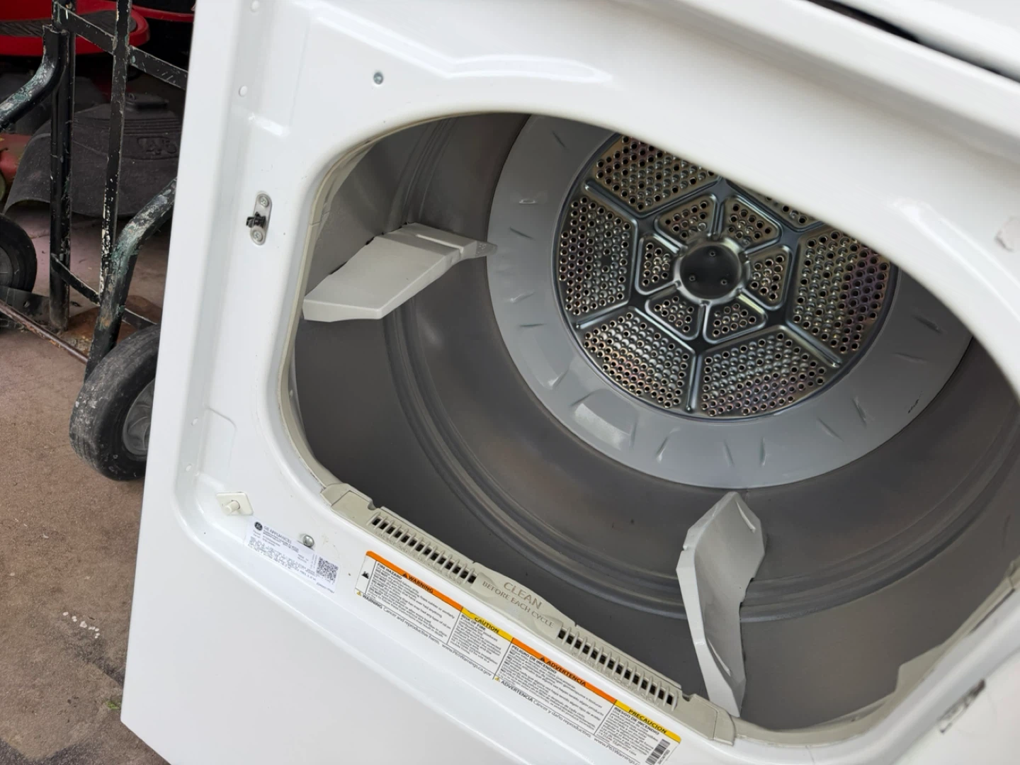 GE  Dryer - photo 2