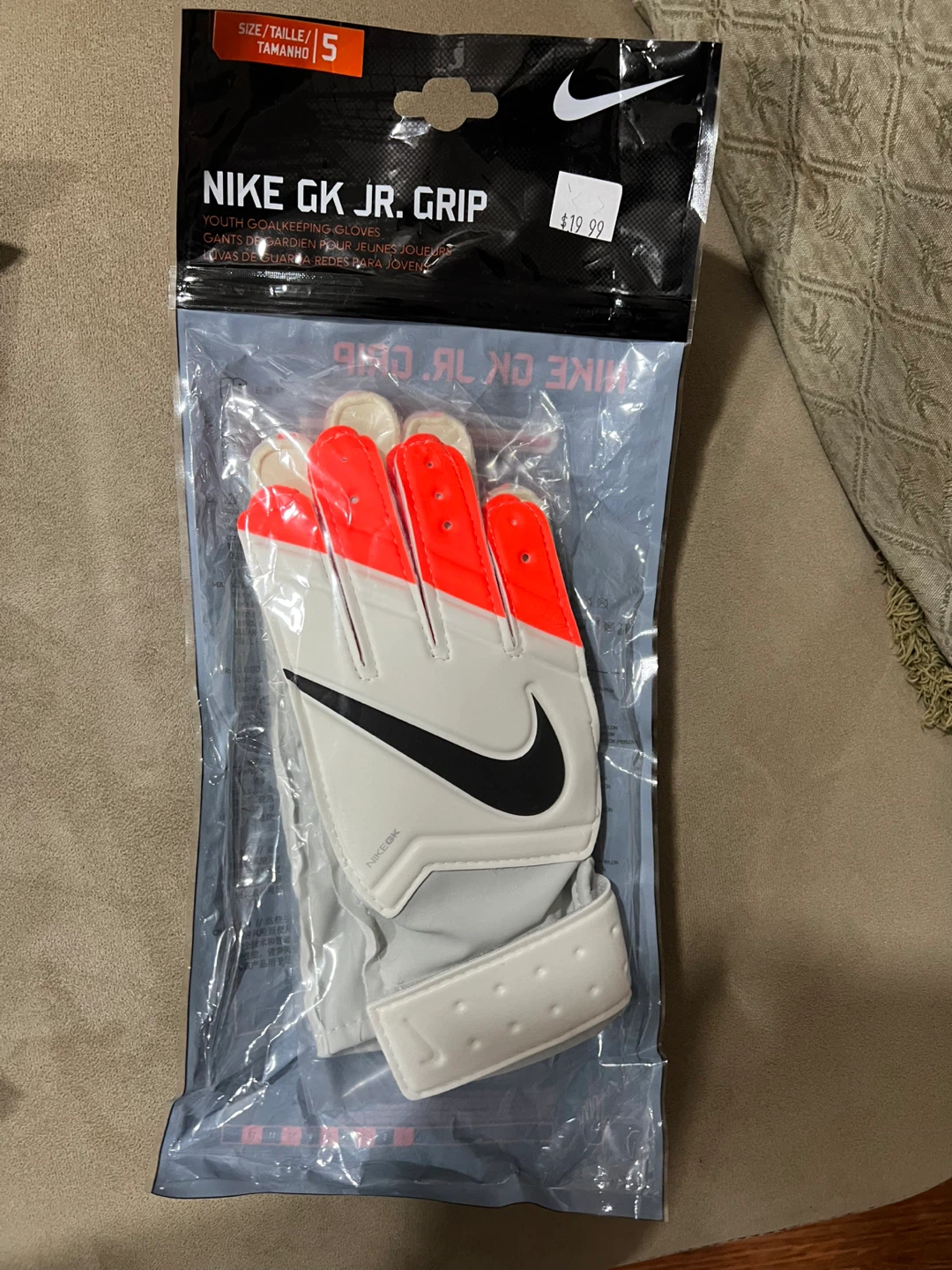 Nike GK Jr. Grip Youth Goalkeeping Gloves Size 5