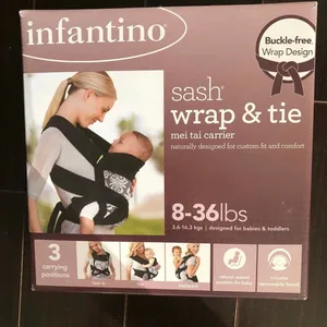 Infantino Sash Wrap & Tie Mei Tai Carrier