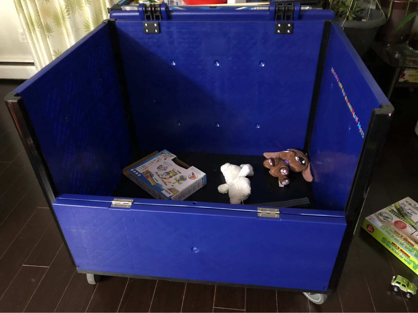 New GLOBAL INDUSTRIAL Rolling Bin with Lid - photo 4