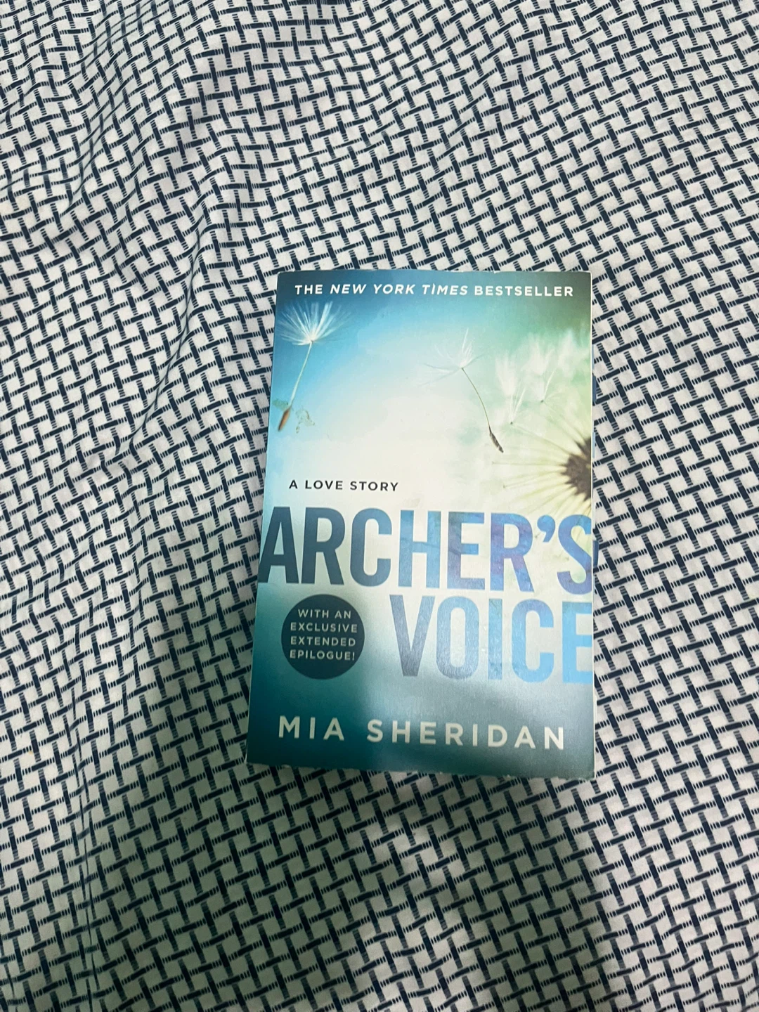 Archer's Voice by Mia Sheridan Paperback
