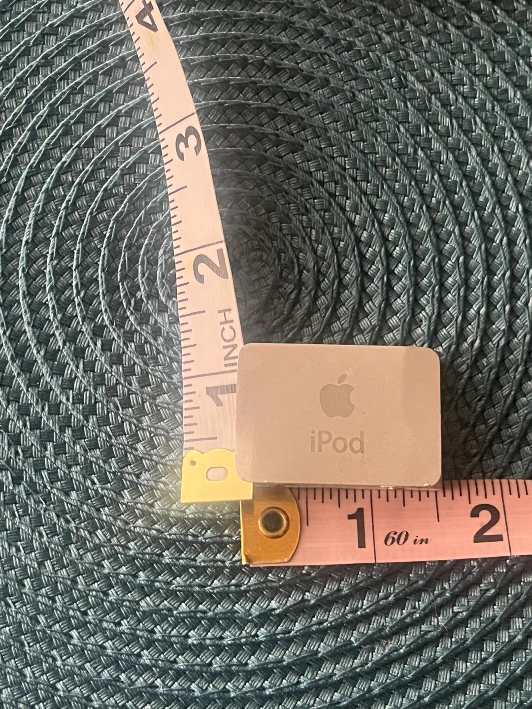 Apple iPod Shuffle - photo 3
