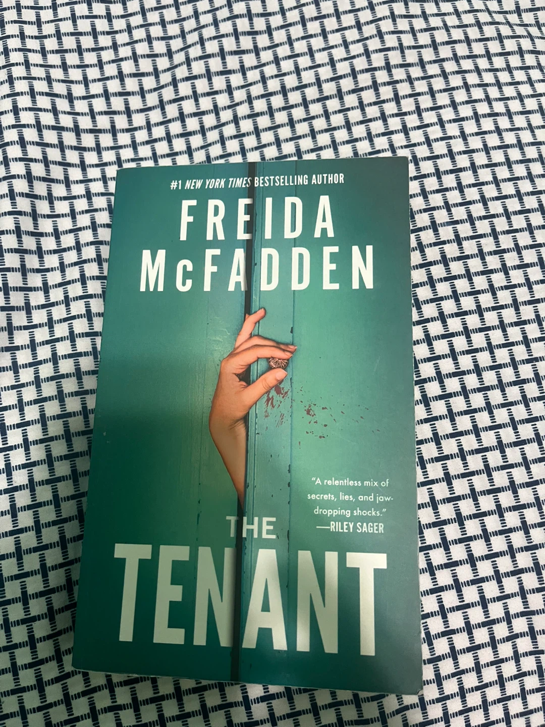 The Tenant by Freida McFadden Paperbac