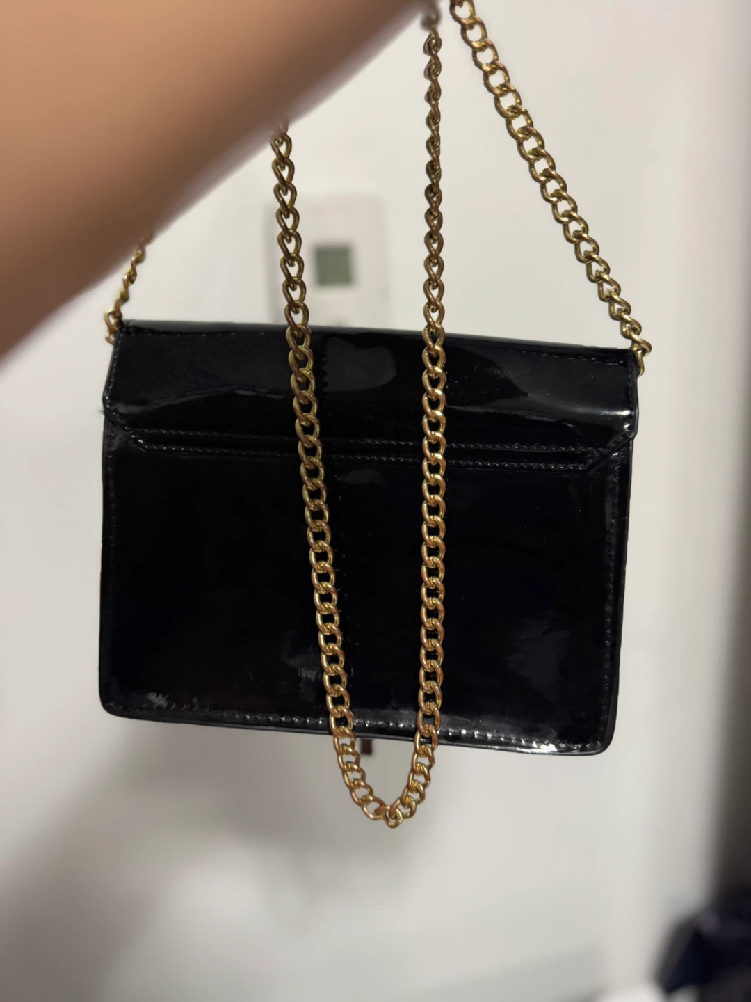 Jimmy Choo PARFUMS Black Patent Chain Bag - photo 2