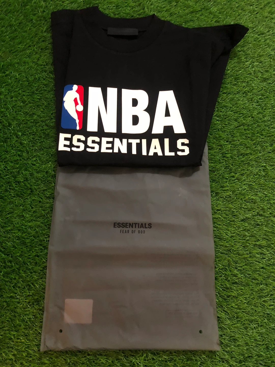 Essentials Fear of God NBA T-Shirt Black - photo 2
