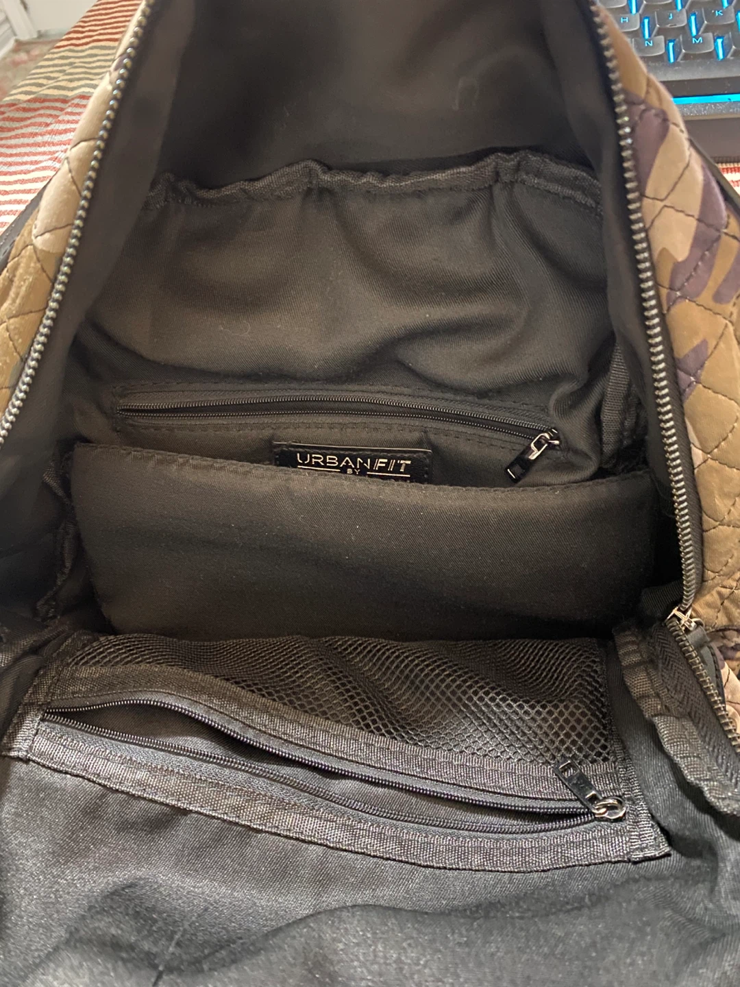UrbanFit Camo Quilted Backpack - photo 2
