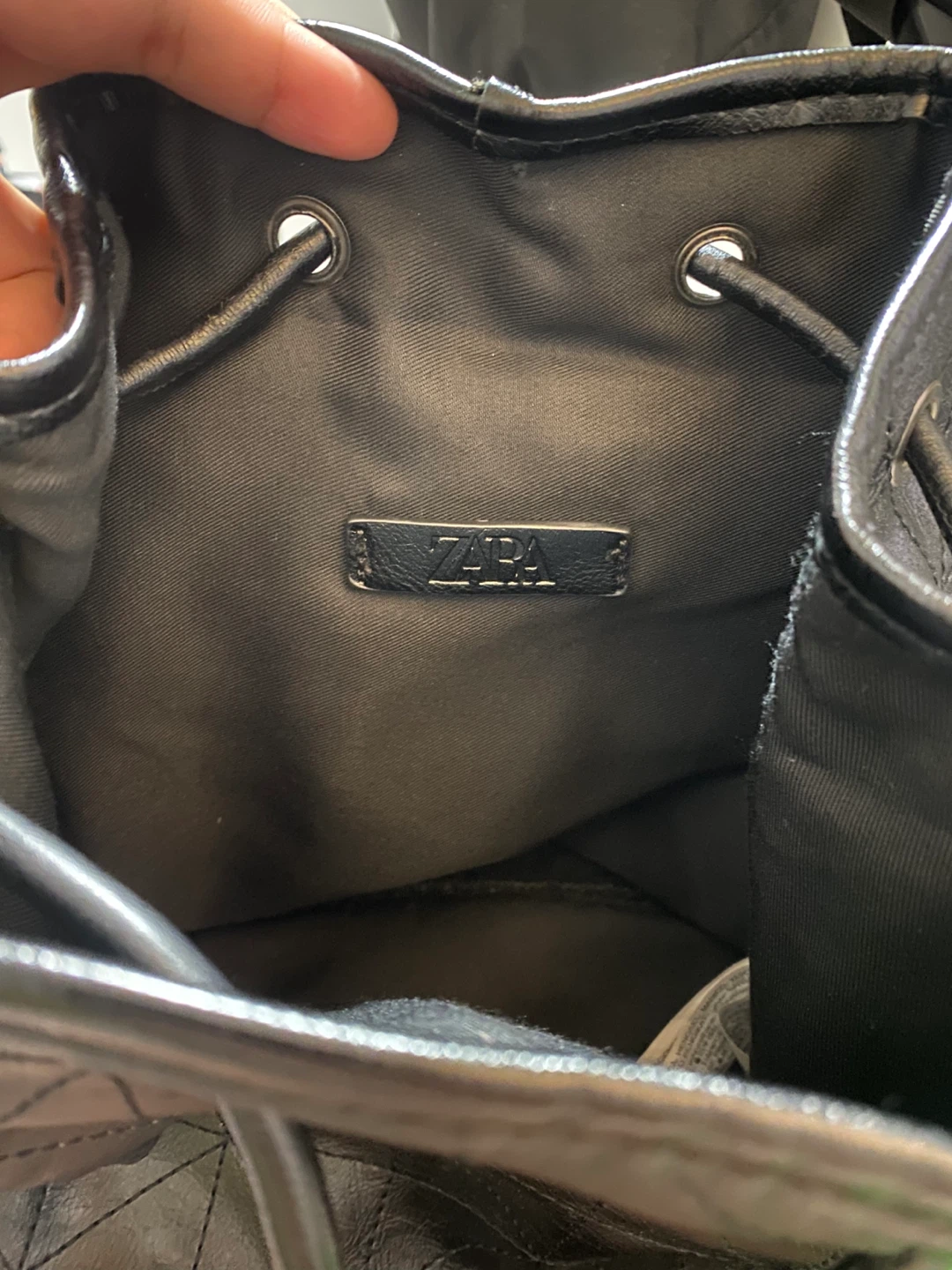 ZARA Black Quilted Backpack - photo 2