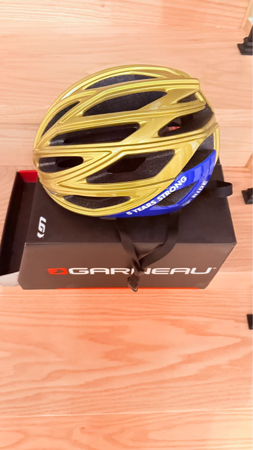 Garneau Cycling Helmet - photo 3