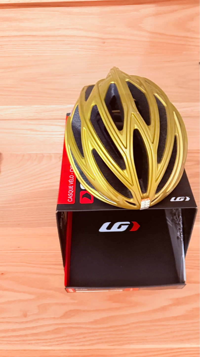 Garneau Cycling Helmet