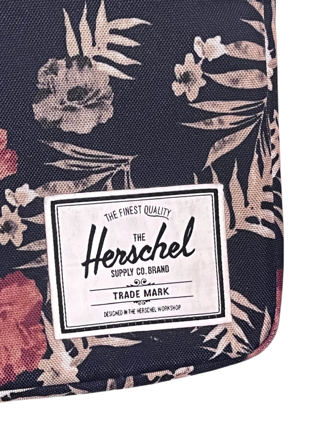 Herschel 13” Laptop Sleeve – Floral Print 🌺 - photo 3