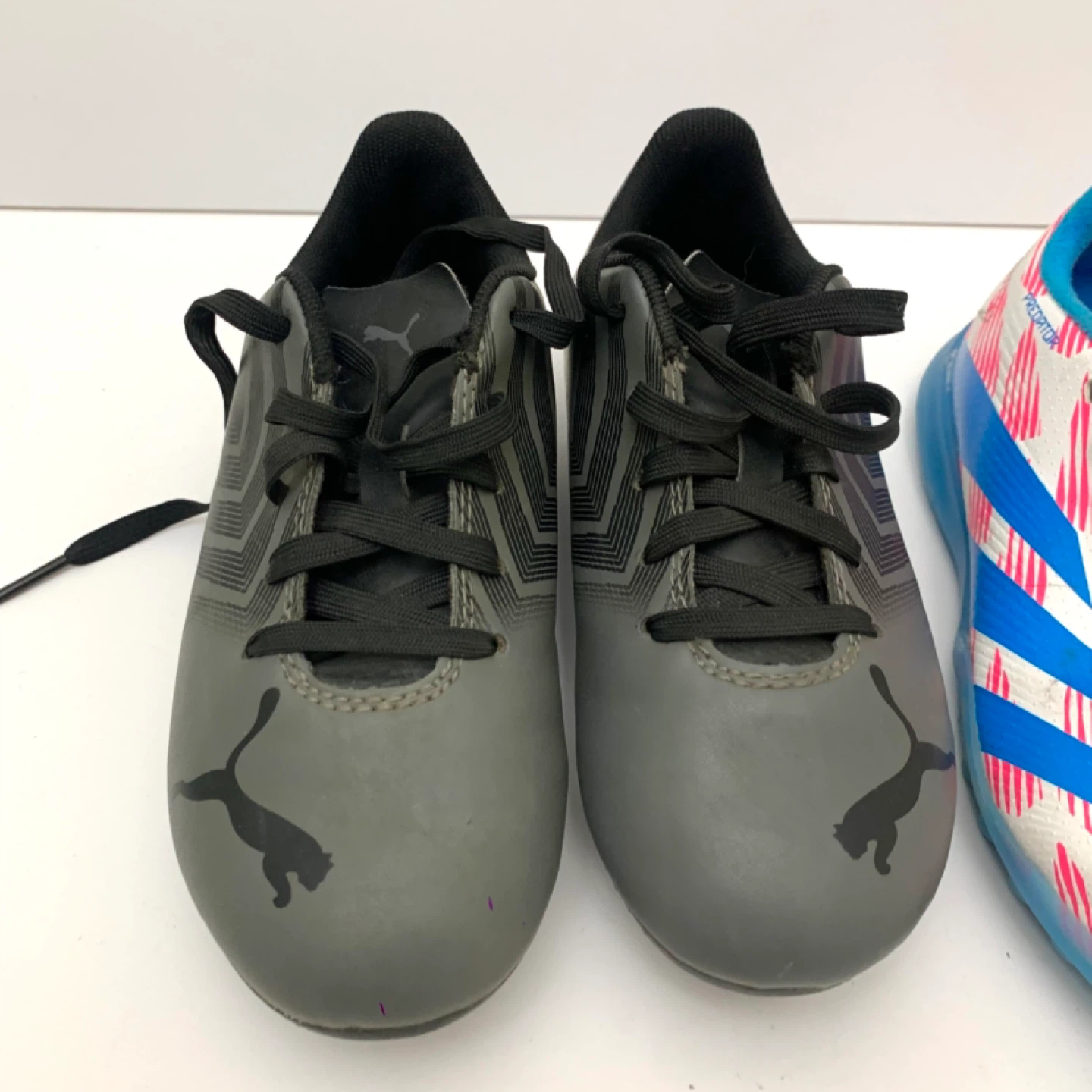 Kids Soccer Cleats Youth Soccer Shoes Indoor Outdoor Size 13K - photo 2