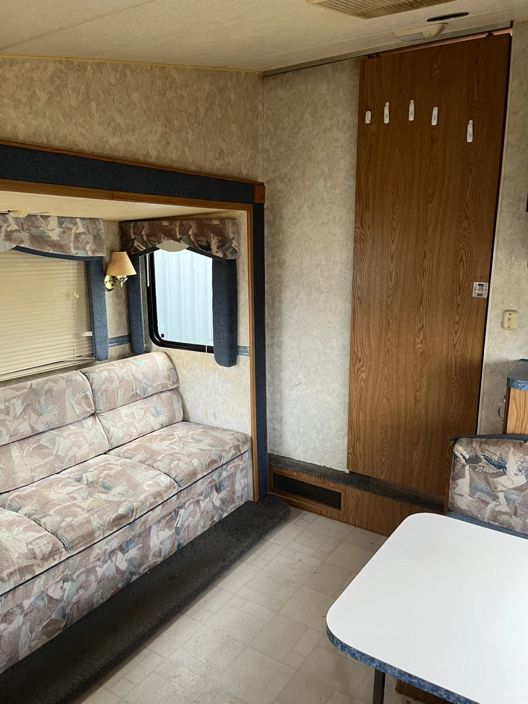 1998 terry 5 th wheel trailer - photo 3