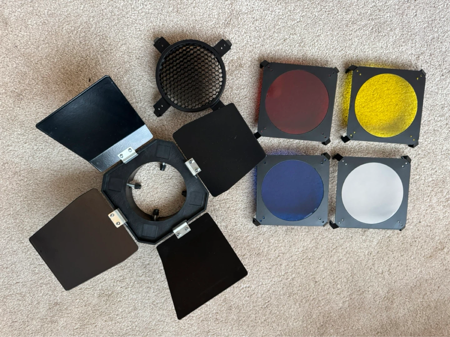 MT-160 Studio Strobe Lighting Kit with Accessories - photo 3