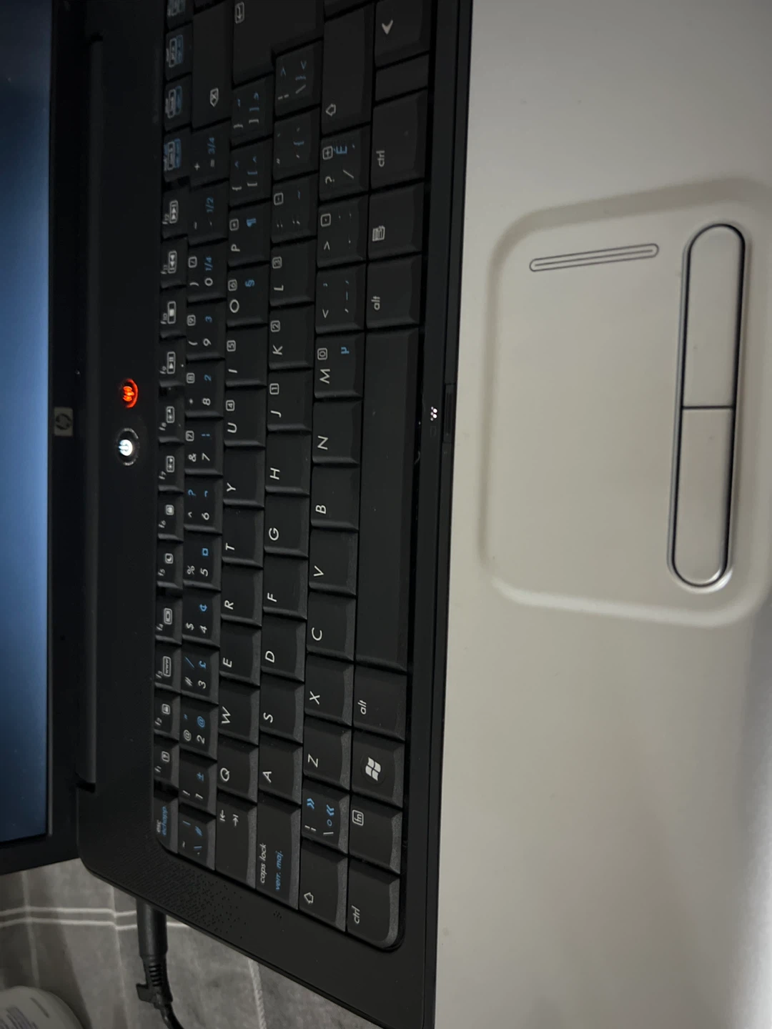 HP G50 Laptop - photo 3