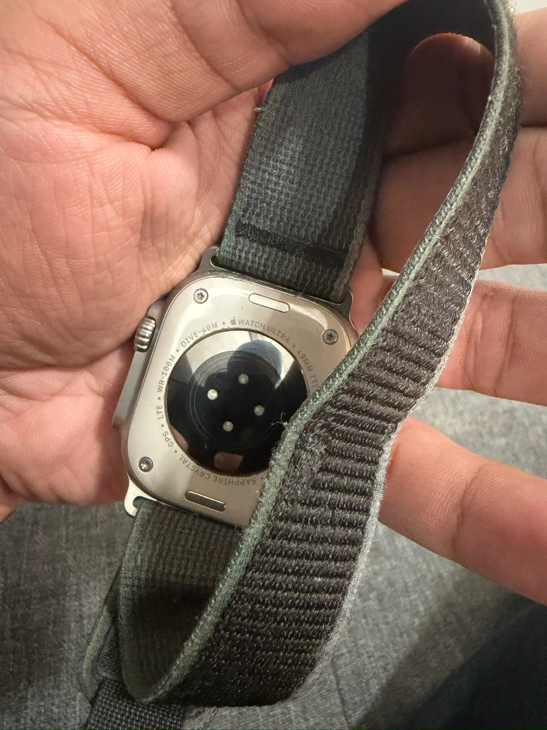 Apple Watch Ultra 2 - 49mm - like new - photo 4