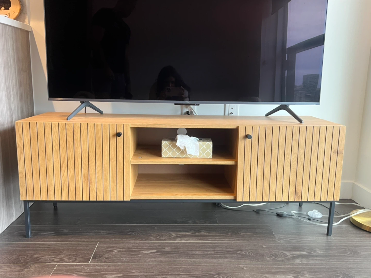 Oak TV Stand with Cabinet Storage
