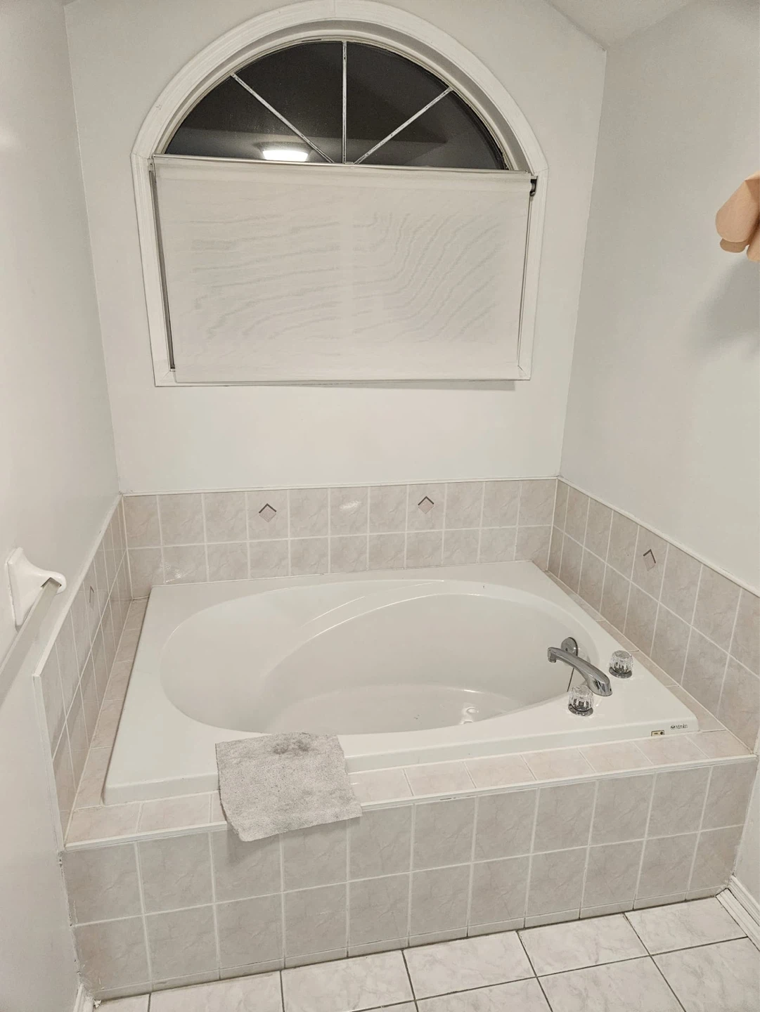 Room for Rent - photo 5