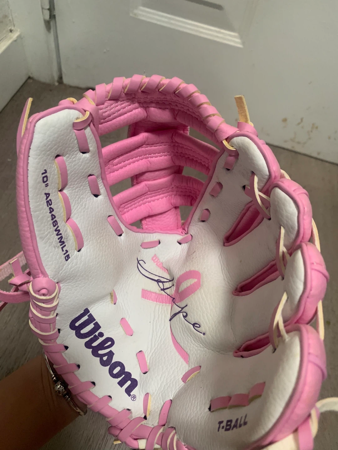 Wilson T-Ball Glove Pink 10" - photo 2