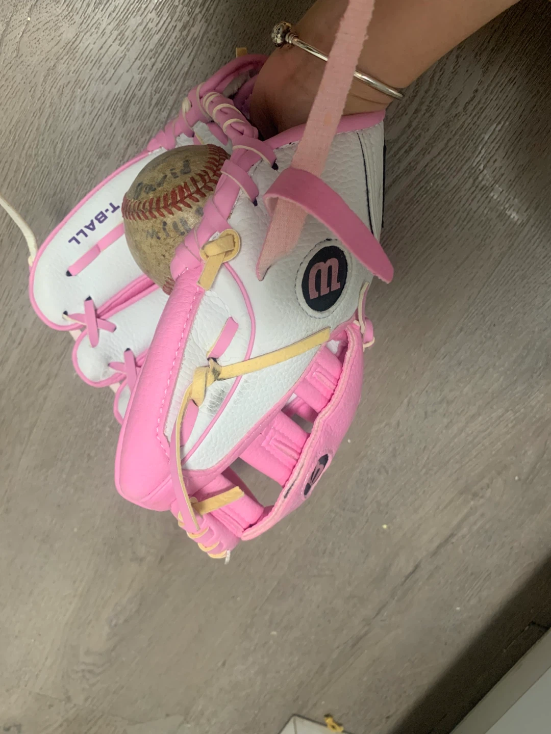 Wilson T-Ball Glove Pink 10" - photo 3