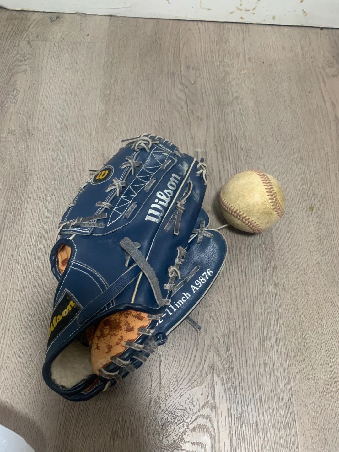 Wilson Optima Baseball Glove - 11 inch