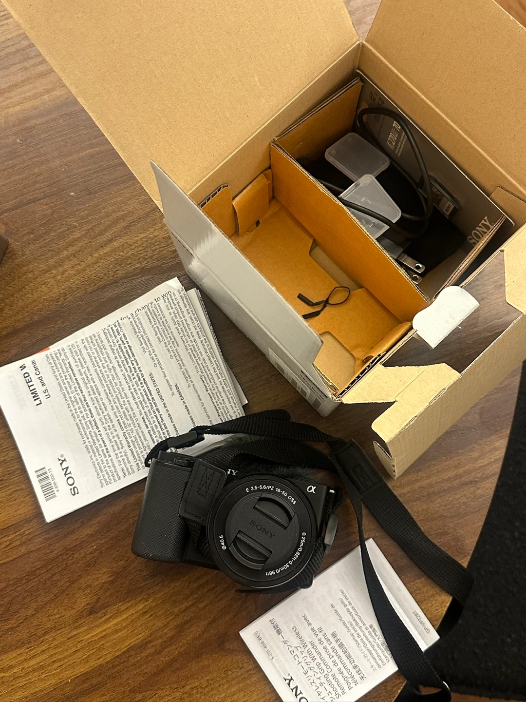 Sony ZV-E10 Mirrorless Camera with Sigma 56mm f/1.4 DC DN Lens - photo 2