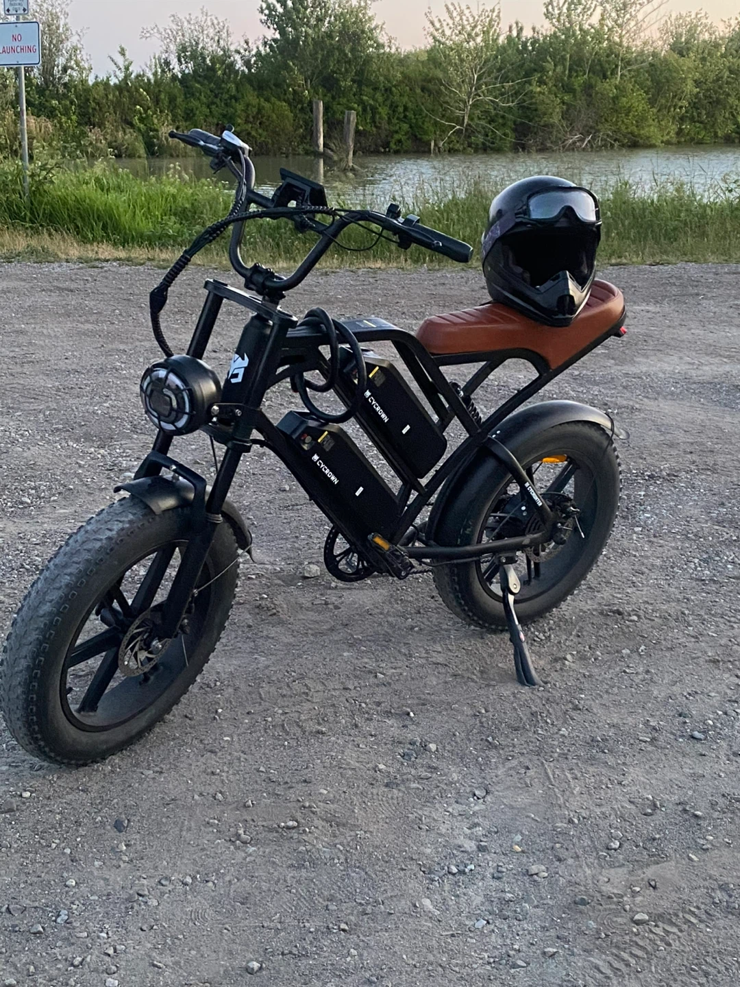 Cycrown cychunter dual battery moped style e-bike.